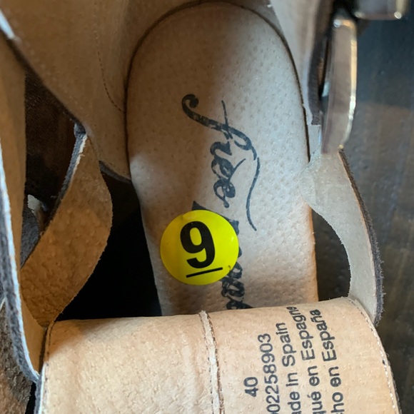 Free People Women Suede Wedge Shoes with Ankle Strap - Picture 7 of 8